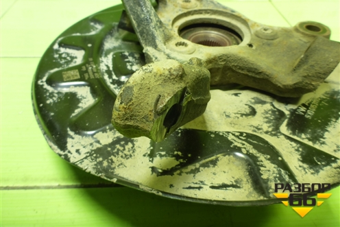 Кулак поворотный передний левый для Skoda Octavia (A7) с 2013г (Октавия)