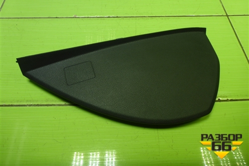 Накладка на торпедо (боковая левая) (5E0857503) для Skoda Octavia (A7) с 2013г (Октавия)