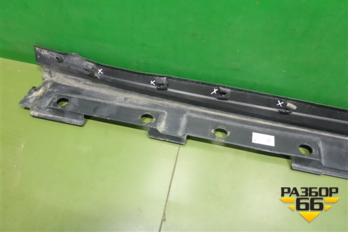 Накладка на порог наружная левая (7586042030) для Toyota Rav-4 с 2018г (Рав 4)