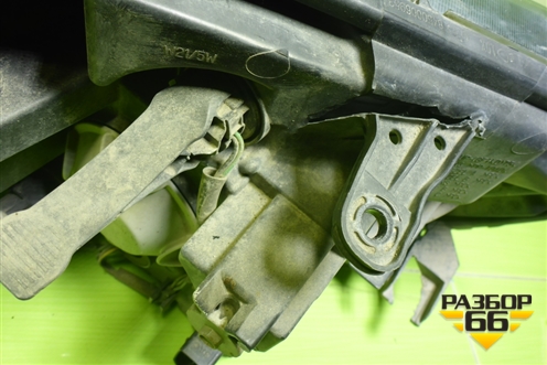 Фара левая (до 2022г галоген) (8450006953) для VAZ Vesta/Веста с 2015г