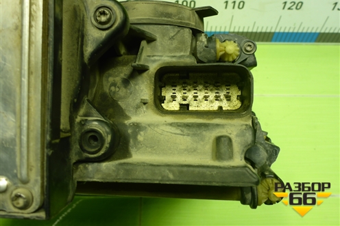 Фара левая (до 2006г ксенон с блоком и лампой) (7L6941015CM) для Volkswagen Touareg c 2002-2010г (Туарег)