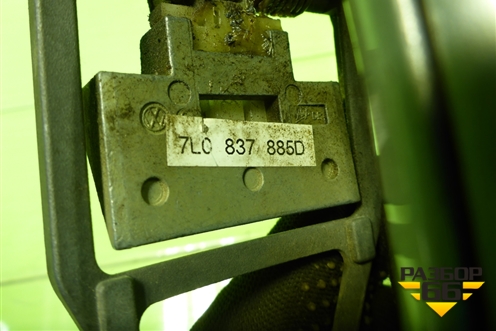 Ручка наружная двери передней левой (7L0837855D) для Volkswagen Touareg c 2002-2010г (Туарег)