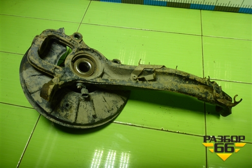 Кулак поворотный передний правый (7L6407258A) для Volkswagen Touareg c 2002-2010г (Туарег)