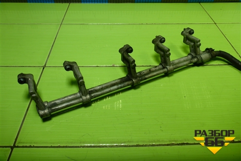 Рейка топливная рампа (2.5л BAC) для Volkswagen Touareg c 2002-2010г (Туарег)