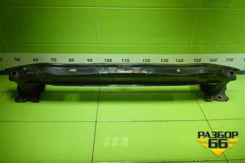 Усилитель переднего бампера (7L0807109E) для Volkswagen Touareg c 2002-2010г (Туарег)