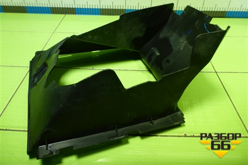 Воздухозаборник интеркулера (7L6117335A) для Volkswagen Touareg c 2002-2010г (Туарег)