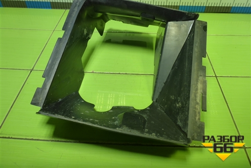 Воздухозаборник интеркулера (7L6117335A) для Volkswagen Touareg c 2002-2010г (Туарег)