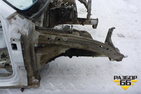 Лонжерон передний правый для Volkswagen Touareg c 2002-2010г (Туарег)