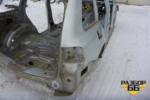 Крыло заднее правое для Volkswagen Touareg c 2002-2010г (Туарег)
