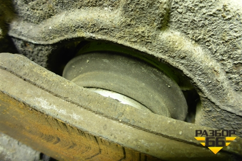 Суппорт задний левый для Volkswagen Touareg c 2002-2010г (Туарег)