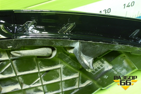 Фара правая (после 2015г ксенон без блока и лампы AFS) (7P1941034A) для Volkswagen Touareg с 2010-2018г (Туарег)