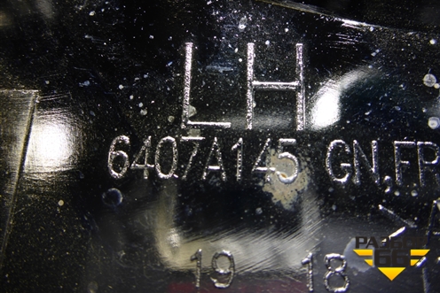 Накладка переднего бампера левая (верхняя после 2015г) (6407A145) для Mitsubishi Outlander с 2012-2024г (Аутлендер)