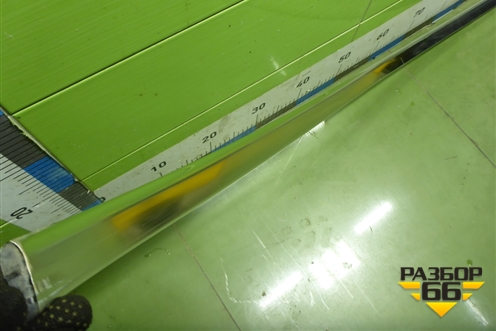 Молдинг крыши правый (над дверями) для Volkswagen Touareg c 2002-2010г (Туарег)