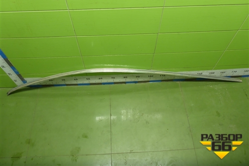 Молдинг крыши правый (над дверями) для Volkswagen Touareg c 2002-2010г (Туарег)