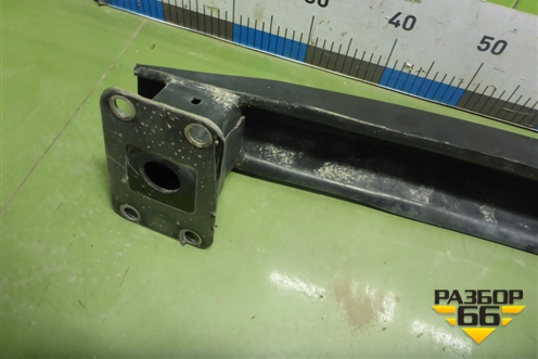 Усилитель заднего бампера (7L6807309) для Volkswagen Touareg c 2002-2010г (Туарег)