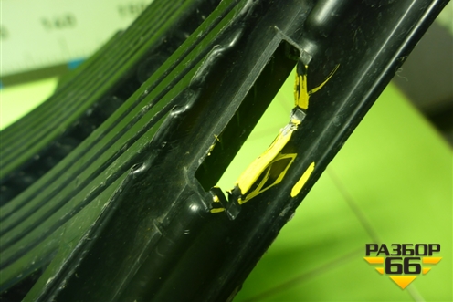 Решетка в передний бампер центральная (8889709619) для Geely Emgrand 7 (SS11) с 2021г (Эмгранд)