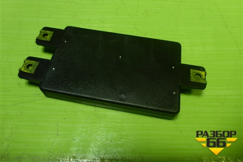 Антенна электрическая (усилитель) (1T0035530) для Volkswagen Touareg c 2002-2010г (Туарег)