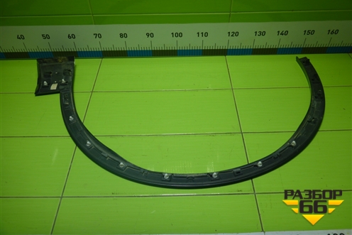 Накладка переднего крыла правого (4M0853718K) для Audi Q7 c 2015г (Ку 7)