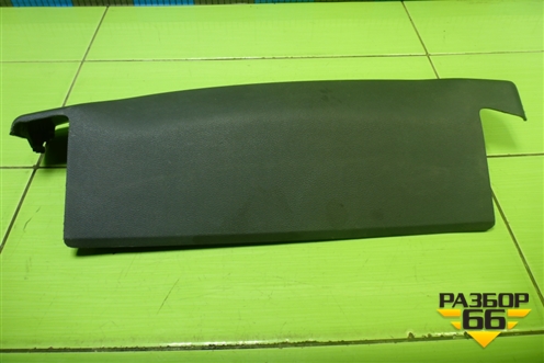 Накладка внутренняя (на переднее левое сиденье) (7L0881327) для Volkswagen Touareg c 2002-2010г (Туарег)