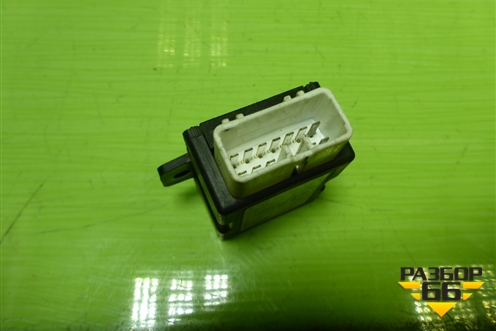 Блок электронный (управления подогрева сидений) (881964L070) для Hyundai Solaris с 2010-2016г (Солярис)