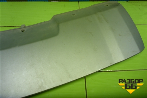 Накладка переднего бампера (620720703R) для Nissan Terrano с 2014г (Терано)