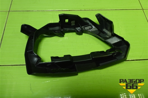 Кронштейн ПТФ левый (269869662R) для Nissan Terrano с 2014г (Терано)