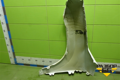 Крыло переднее правое без отверстия под повторитель (57A821106A) для Skoda Karoq с 2017г (Карок)