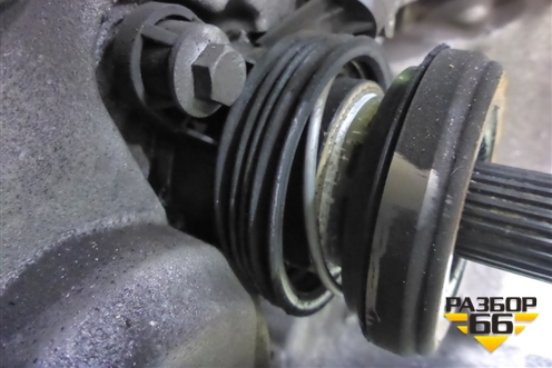 МКПП (1.6л H4MD438) (320104280R) для Nissan Terrano с 2014г (Терано)