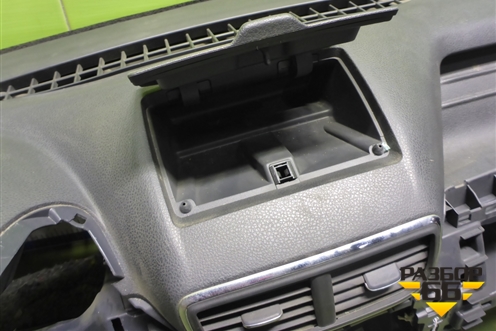 Торпедо под AIR BAG без AIR BAG (681002852R) для Nissan Terrano с 2014г (Терано)