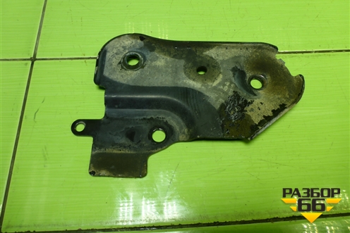 Кронштейн подрамника левый (544238788R) для Nissan Terrano с 2014г (Терано)