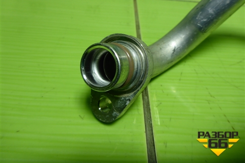 Трубка кондиционера (924800740R) для Nissan Terrano с 2014г (Терано)