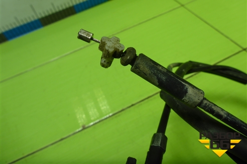 Ручка открывания капота для Nissan Terrano с 2014г (Терано)