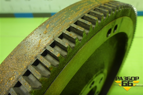 Маховик (1.6л H4MD438) для Nissan Terrano с 2014г (Терано)