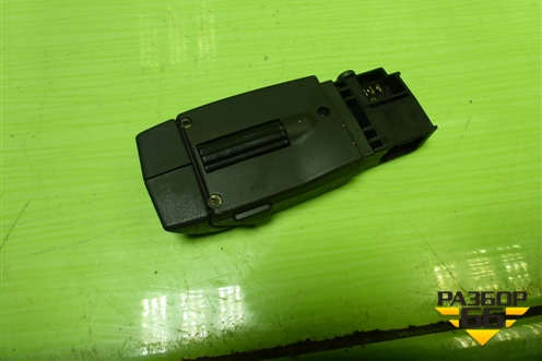 Модуль кнопок управления магнитолой подрулевой (255522448R) для Nissan Terrano с 2014г (Терано)