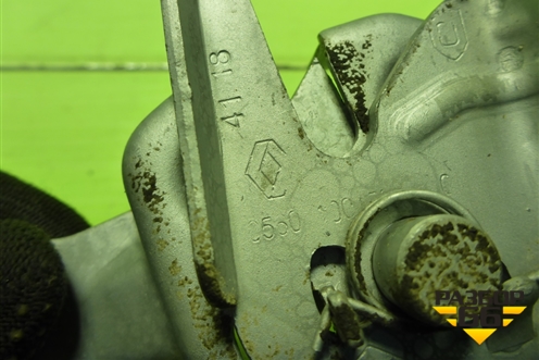 Замок капота для Nissan Terrano с 2014г (Терано)