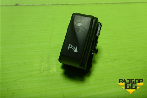 Кнопка включения парктроника (284487506R) для Nissan Terrano с 2014г (Терано)