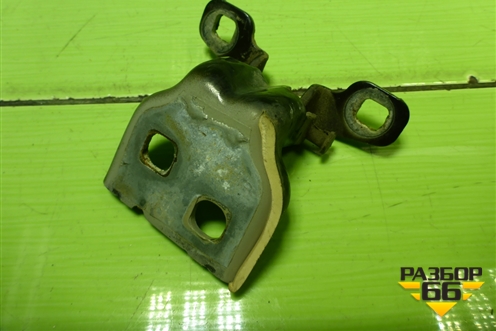 Петля двери передней левой нижняя для Nissan Terrano с 2014г (Терано)