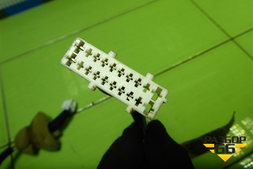 Проводка двери передней правой (241255989R) для Nissan Terrano с 2014г (Терано)