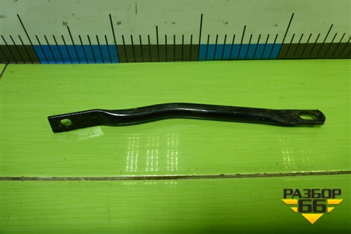 Кронштейн подрамника левый для Nissan Terrano с 2014г (Терано)