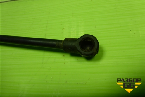 Амортизатор капота (654710944R) для Nissan Terrano с 2014г (Терано)