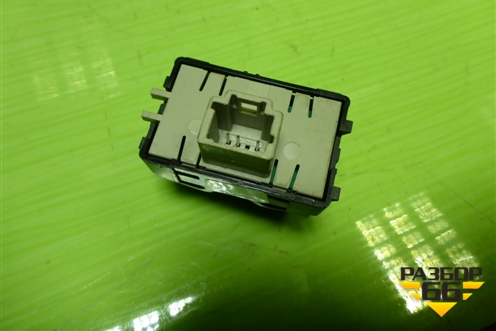 Кнопка круиз-контроля (255502625R) для Nissan Terrano с 2014г (Терано)