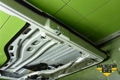 Дверь правая (810626004126) для Sitrak C7H (С7Н)