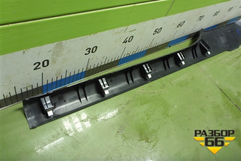 Накладка порога внутренняя левая (6RU853371B) для Volkswagen Polo (седан) с 2010г (Поло)