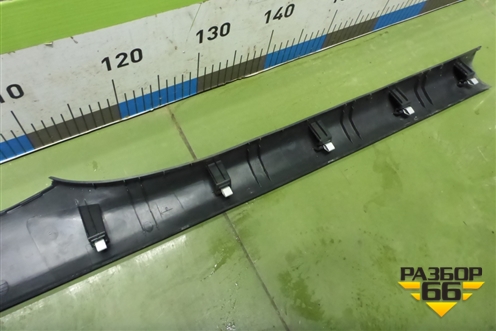 Накладка порога внутренняя правая (6RU853372B) для Volkswagen Polo (седан) с 2010г (Поло)