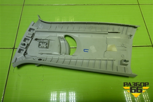 Обшивка стойки центральная верхняя правая (6RU867244E) для Volkswagen Polo (седан) с 2010г (Поло)