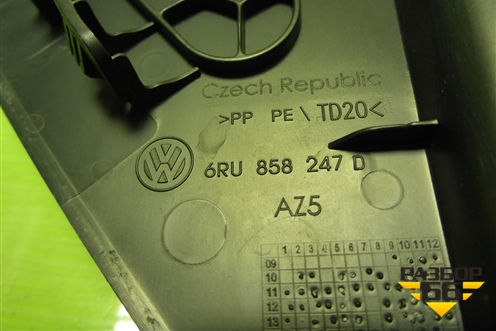 Накладка на торпедо (боковая левая) (6RU858247D) для Volkswagen Polo (седан) с 2010г (Поло)