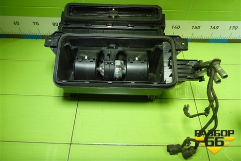 Корпус отопителя  (под моторчик) (AZ160082000031) для Sitrak C7H (С7Н)