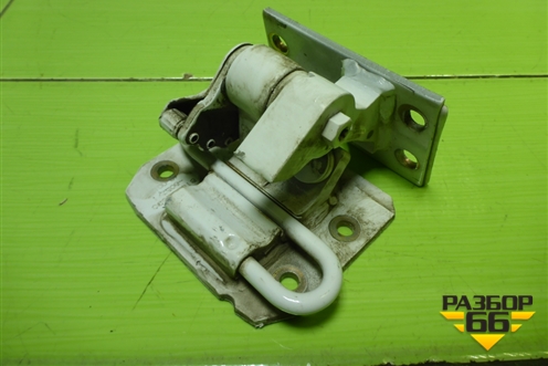 Петля двери правой верхняя  (810W626906032) для Sitrak C7H (С7Н)
