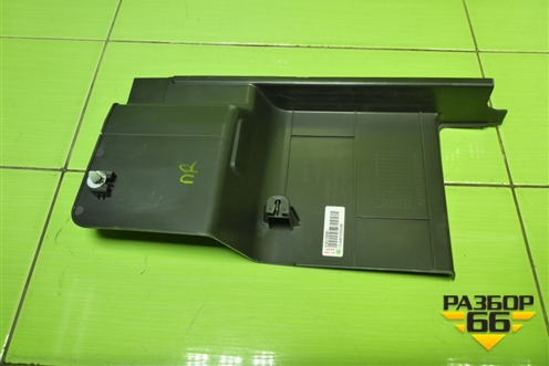 Обшивка в кабину правая (AZ16D161000008) для Sitrak C7H (С7Н)