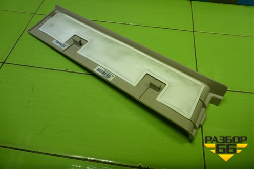 Обшивка в кабину правая (AZ16D561000020) для Sitrak C7H (С7Н)